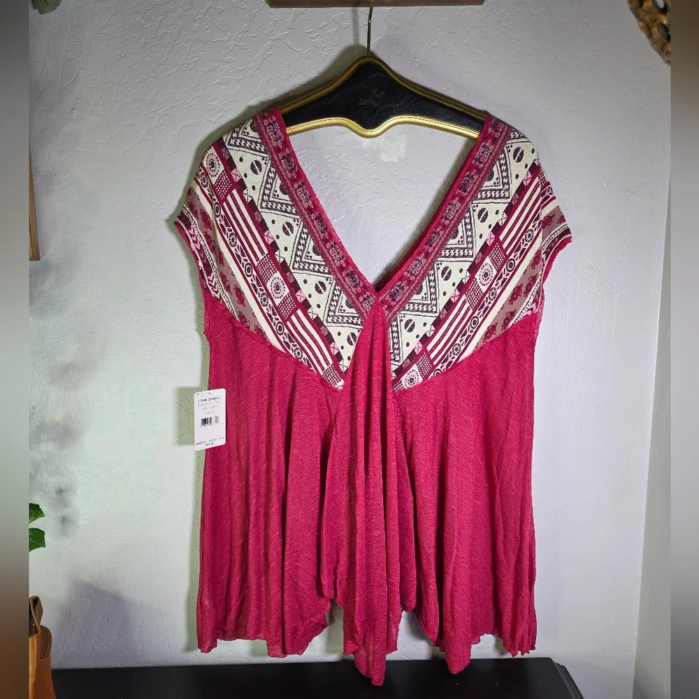 Free People We Are Golden Deep V Tunic‎ Top Size Medium